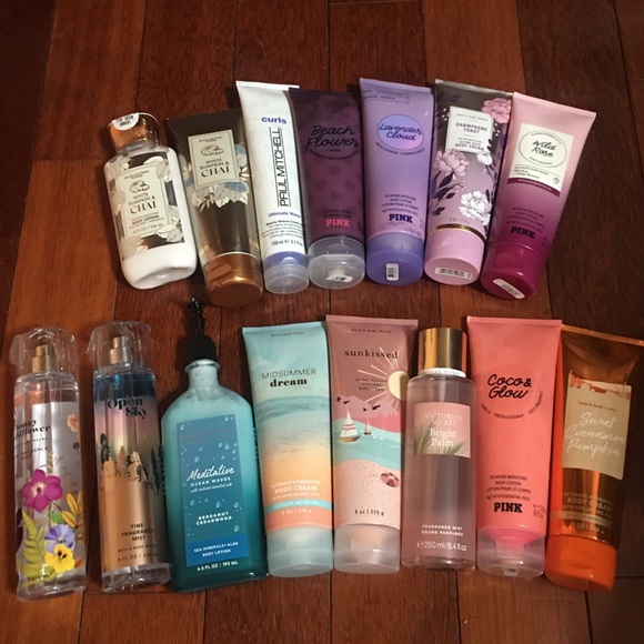 BRAND NEW Victoria’s Secret parfum rollerball “Very Sexy Oasis” NWT - Picture 4 of 4